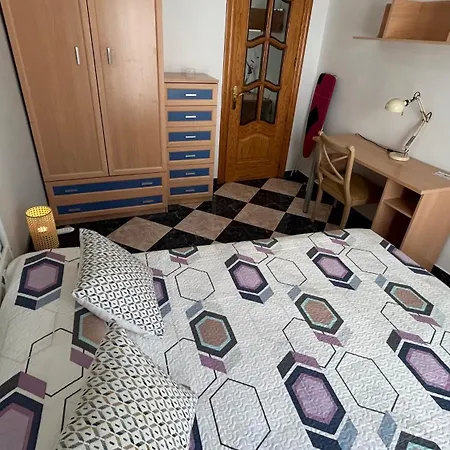 Piso En Malaga * Arenas (Malaga)