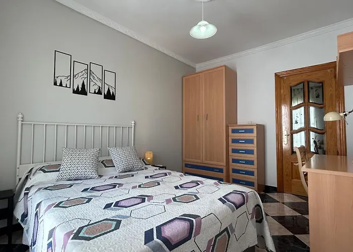 Piso En Malaga * Arenas (Malaga)
